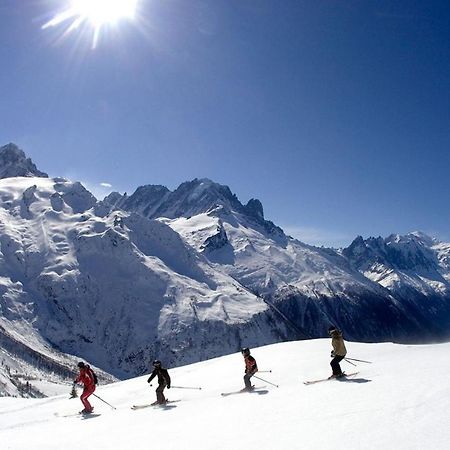 Apartment Au Bon Coin - Luxury Chamonix Hidden Haven, Mont Blanc View, Hot Tub And Garden Eksteriør bilde